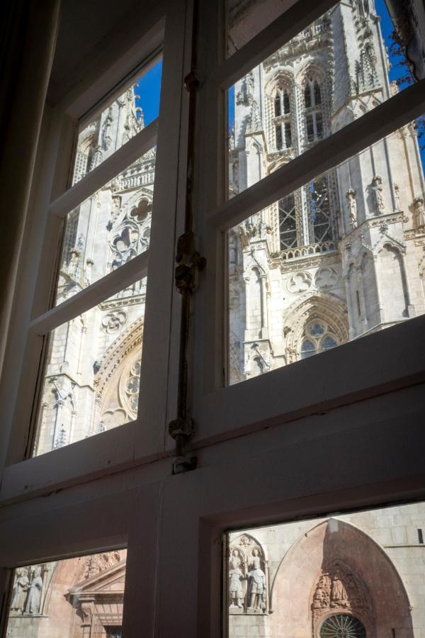La Suite De La Catedral By Unique Rooms Burgos Luaran gambar